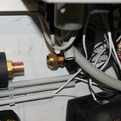 schlammabscheider_spirotech_mb3_in_heizungsanlage_einbauen_Verschraubungen setzen