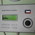 Montage eines SMA Sunny Island 6.0 h -11 Inselwechselrichters zur Eigenverbrauchserhöhung - Die Batteriesicherung BatFuse